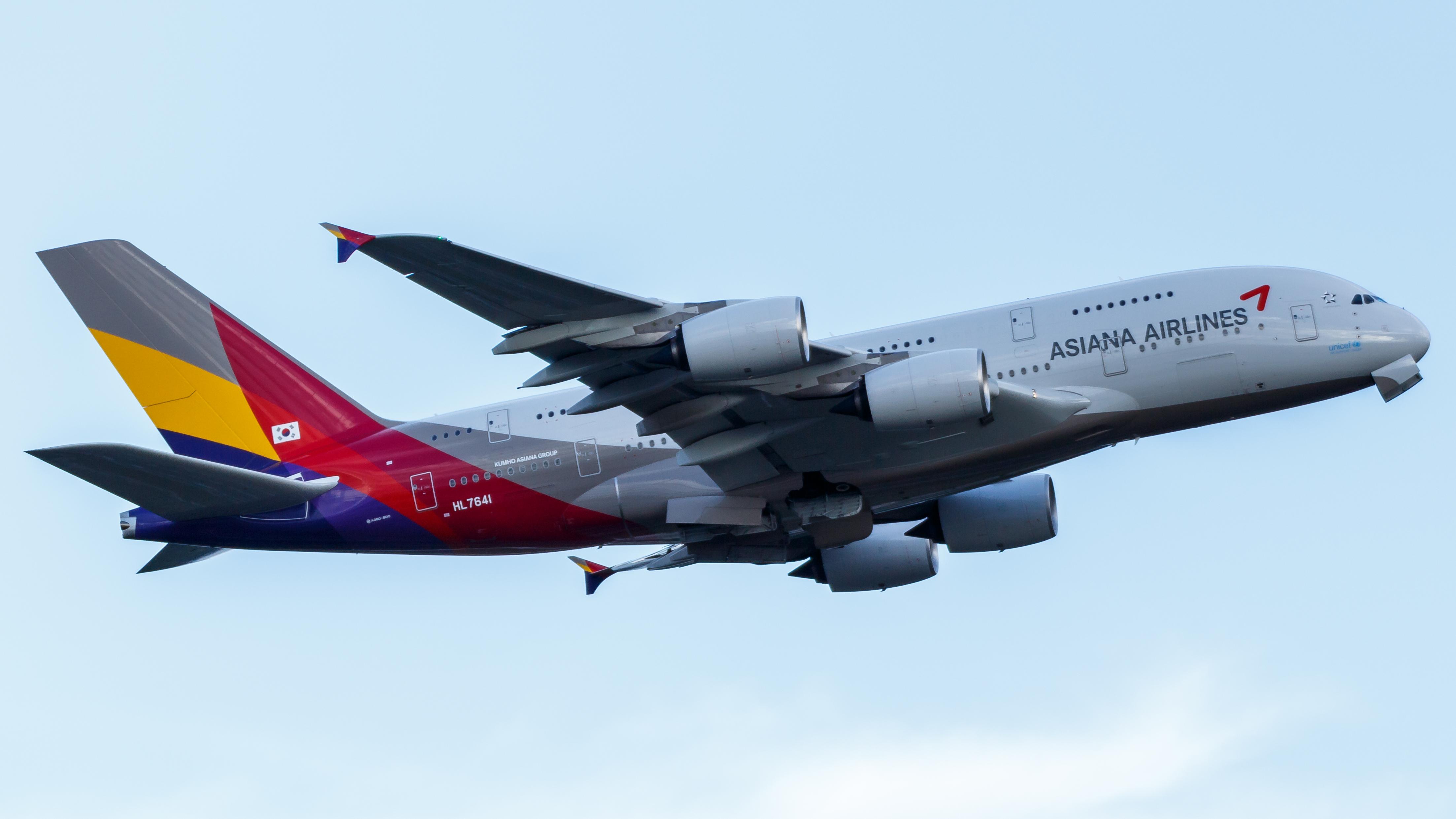 Asiana Airlines A380-800