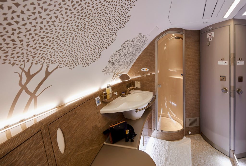 阿聯酋航空 新版淋浴設備