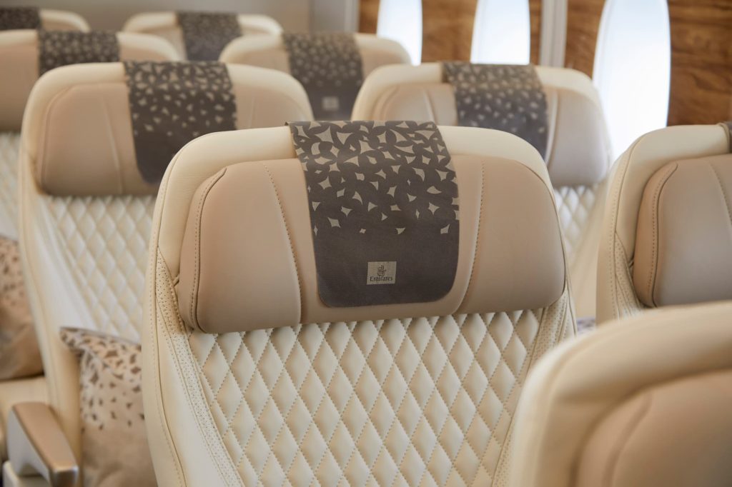 阿聯酋航空 特選經濟艙：頭枕